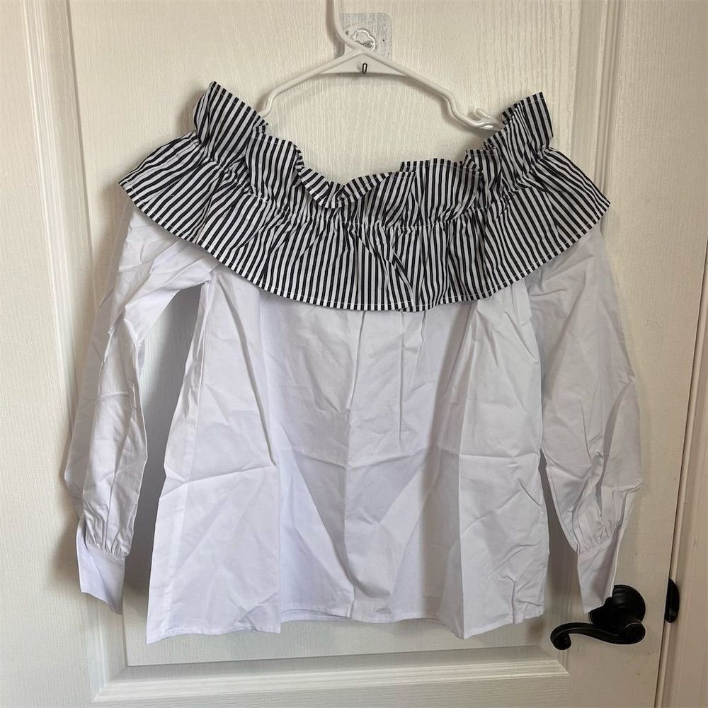 After Market Womens Off Shoulder Ruffle Stripe Blouse White Black Small A7947TS
